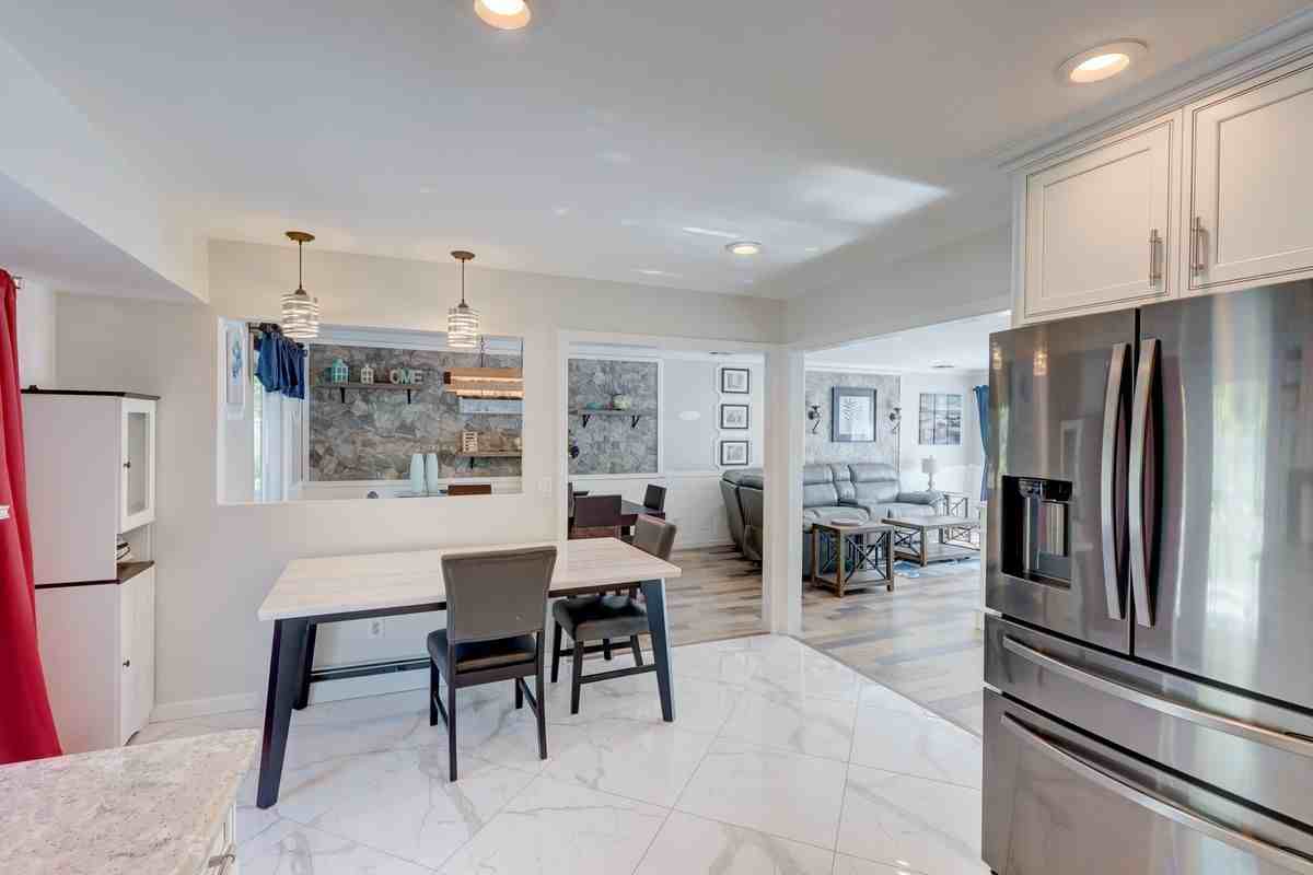 24 Jerome Dr - Photo 6 of 30