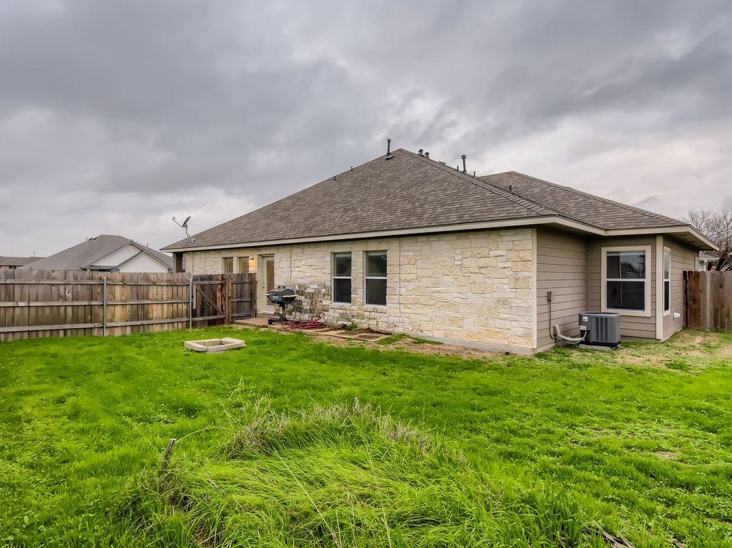 2858 Southampton Way ##A - Photo 6 of 30