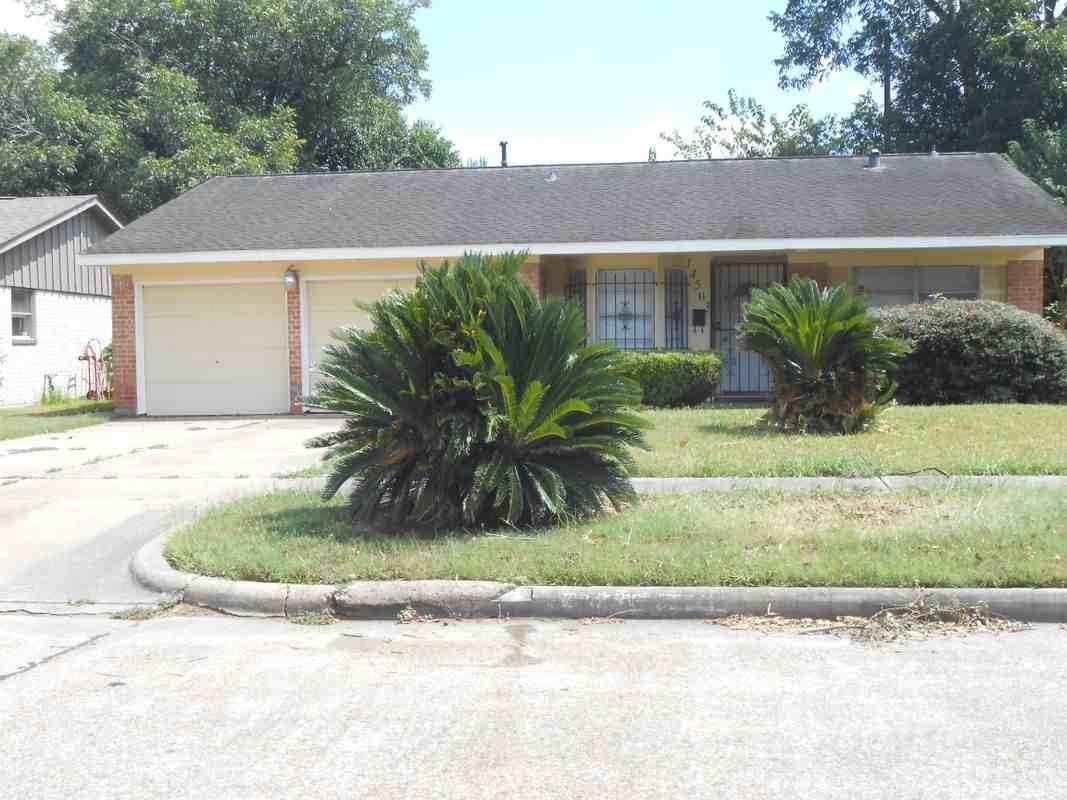 14503 Alrover St - Photo 2 of 12