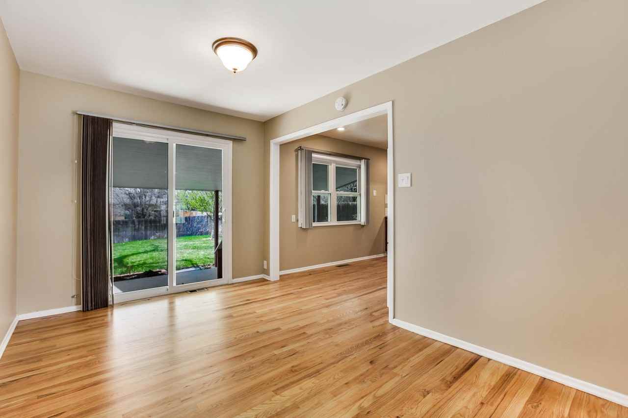 3225 S Newton St - Photo 7 of 45