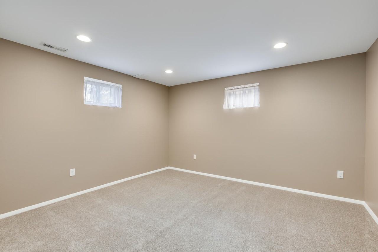 3225 S Newton St - Photo 3 of 45