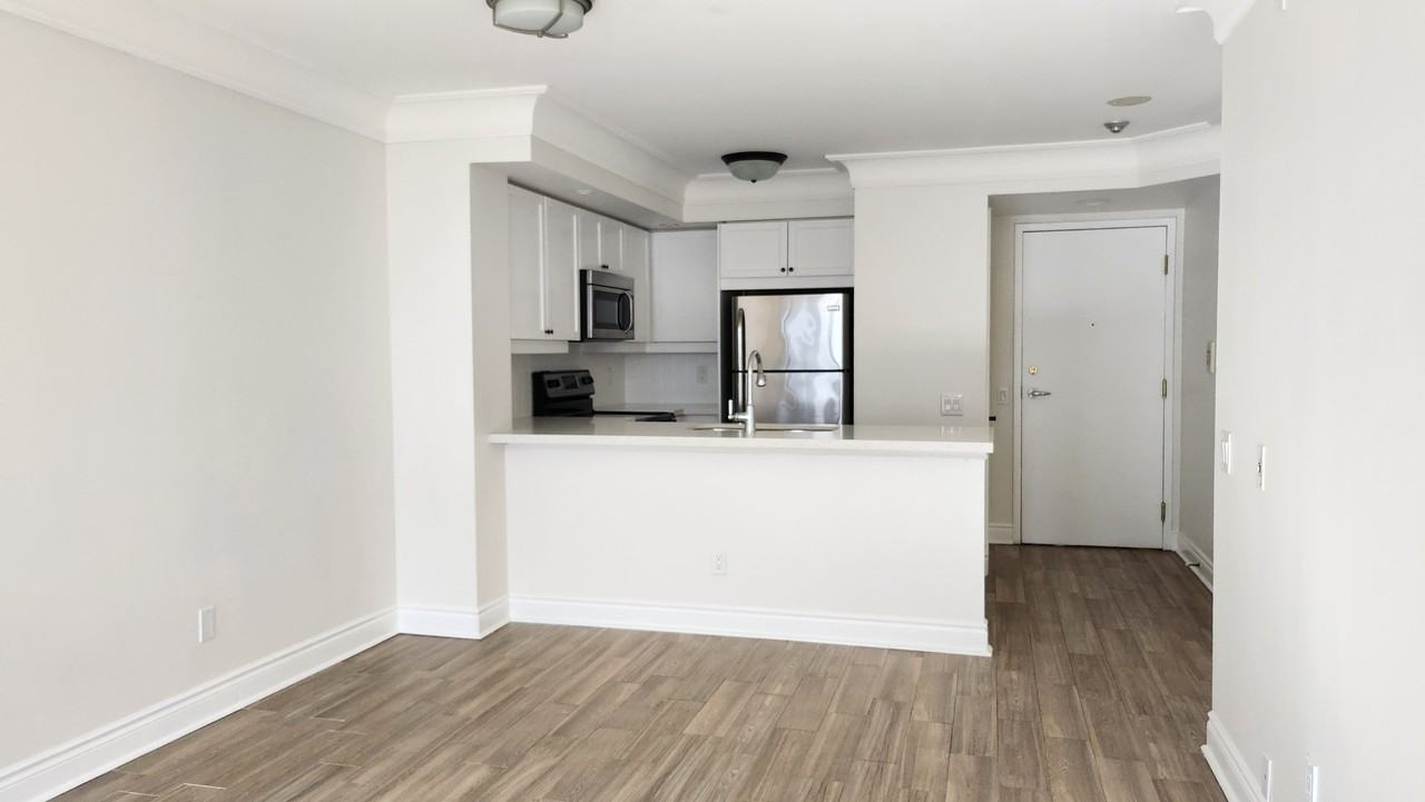 5 Northtown Way - Photo 4 of 20