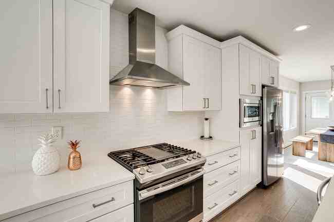 233 Seaton Pl Ne #8 - Photo 3 of 50