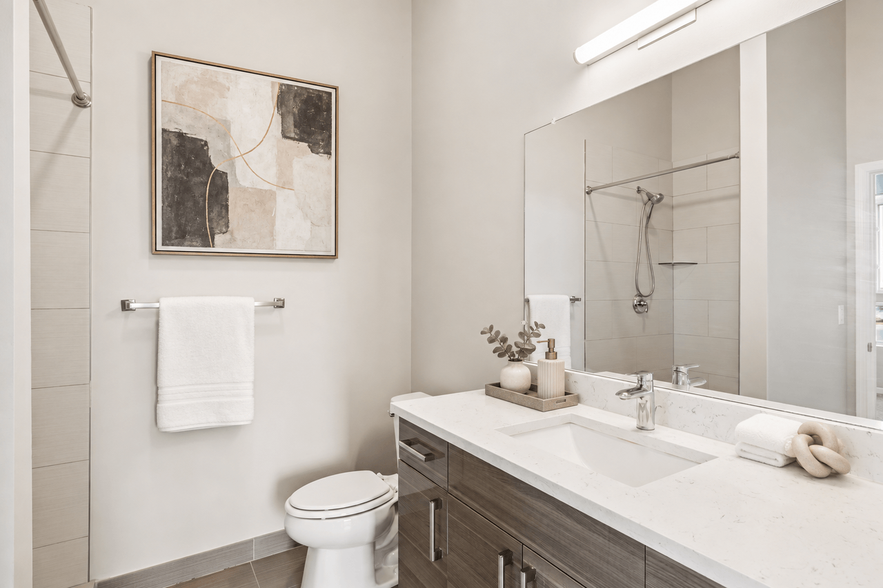 4 Corners Lakeside Apartments - Photo 4 of 50
