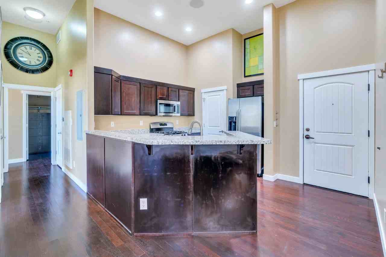 4276 S Main St #401 - Photo 7 of 23