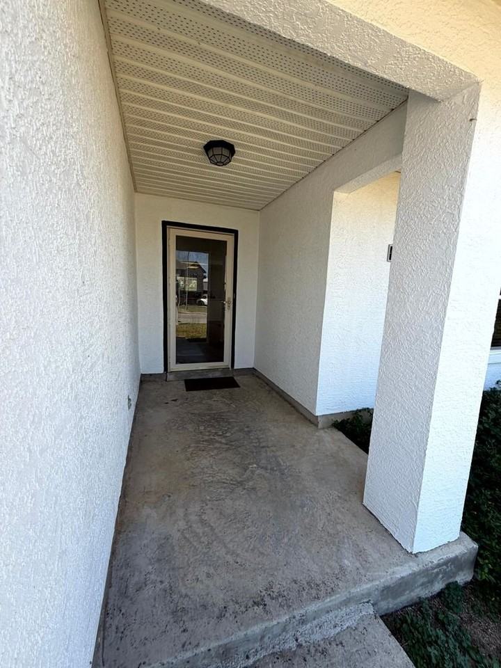 7906 Swindow Cir - Photo 3 of 19