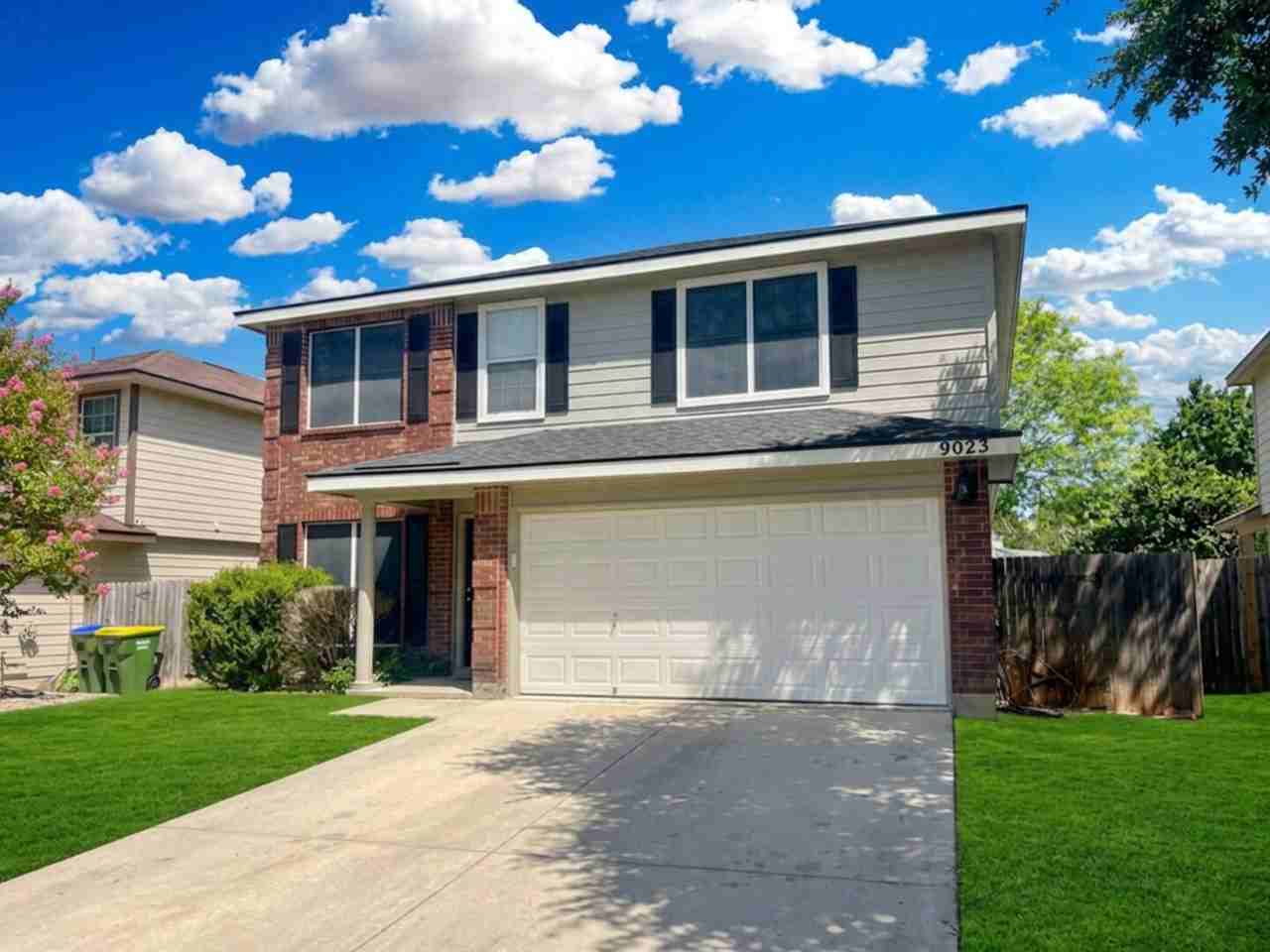 9023 Pinseeker - Photo 2 of 18