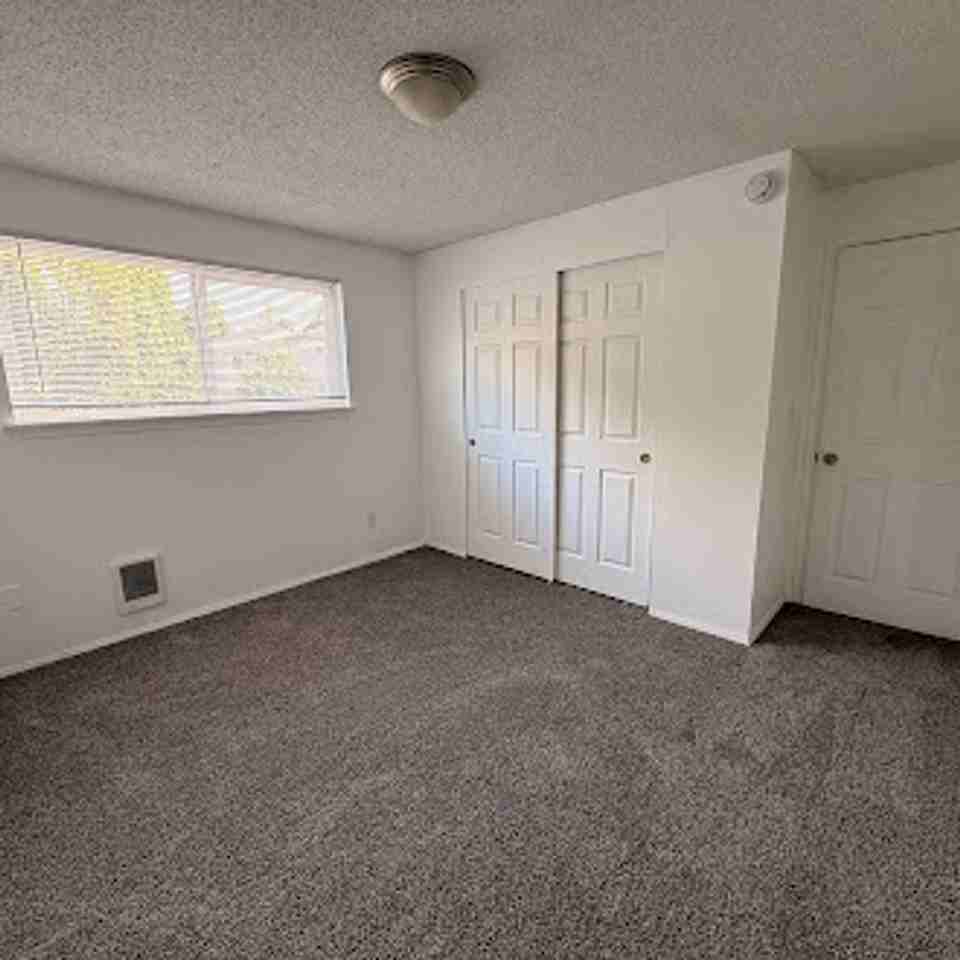 Tukwila Station Apartments - Photo 4 of 28