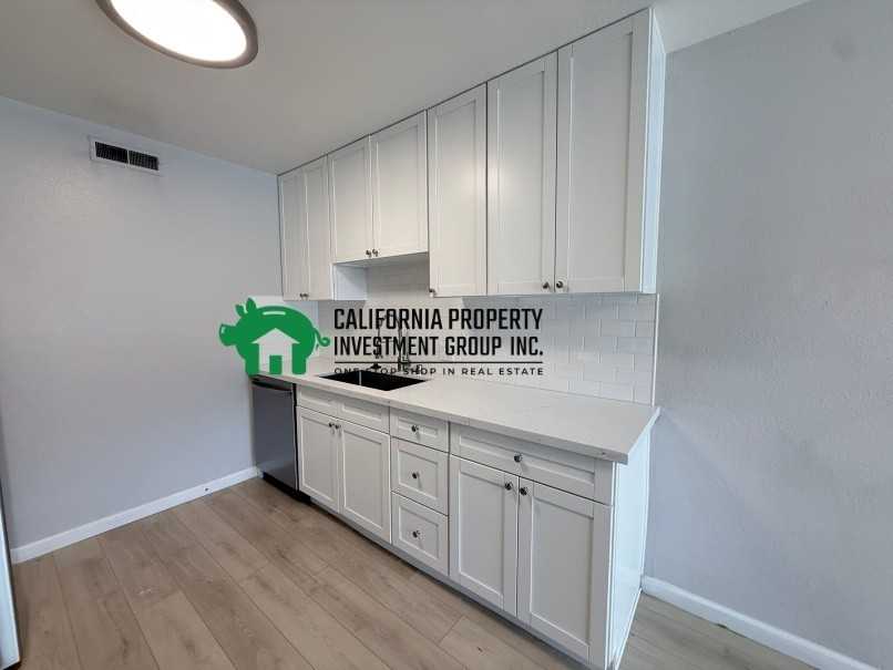 5422 Marconi Ave #5422 - Photo 3 of 23