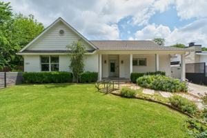 featured image of 2802 Warren St #A