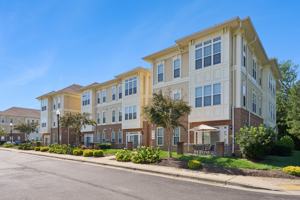 featured image of 4872 Lichfield Pl