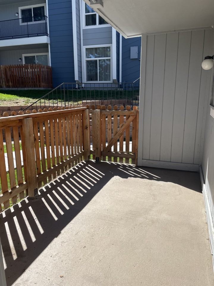 2290 E Fremont Ave #1 - Photo 6 of 19