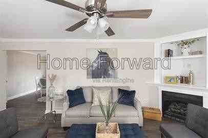 1113 Unity Dr - Photo 3 of 24