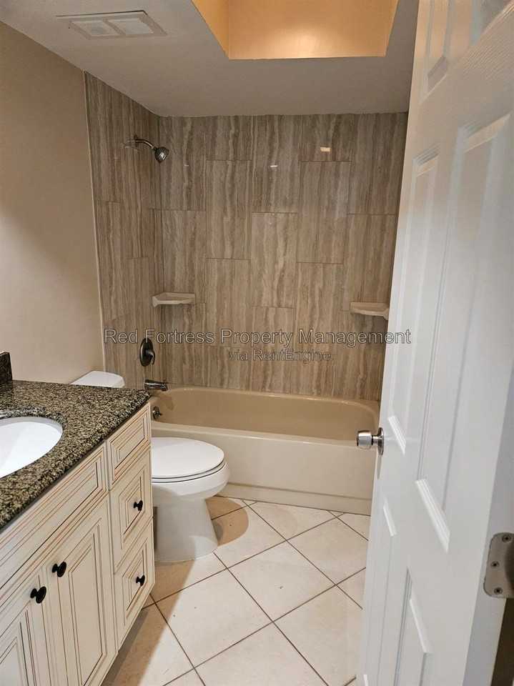 17020 Golfside Cir #103 - Photo 5 of 10