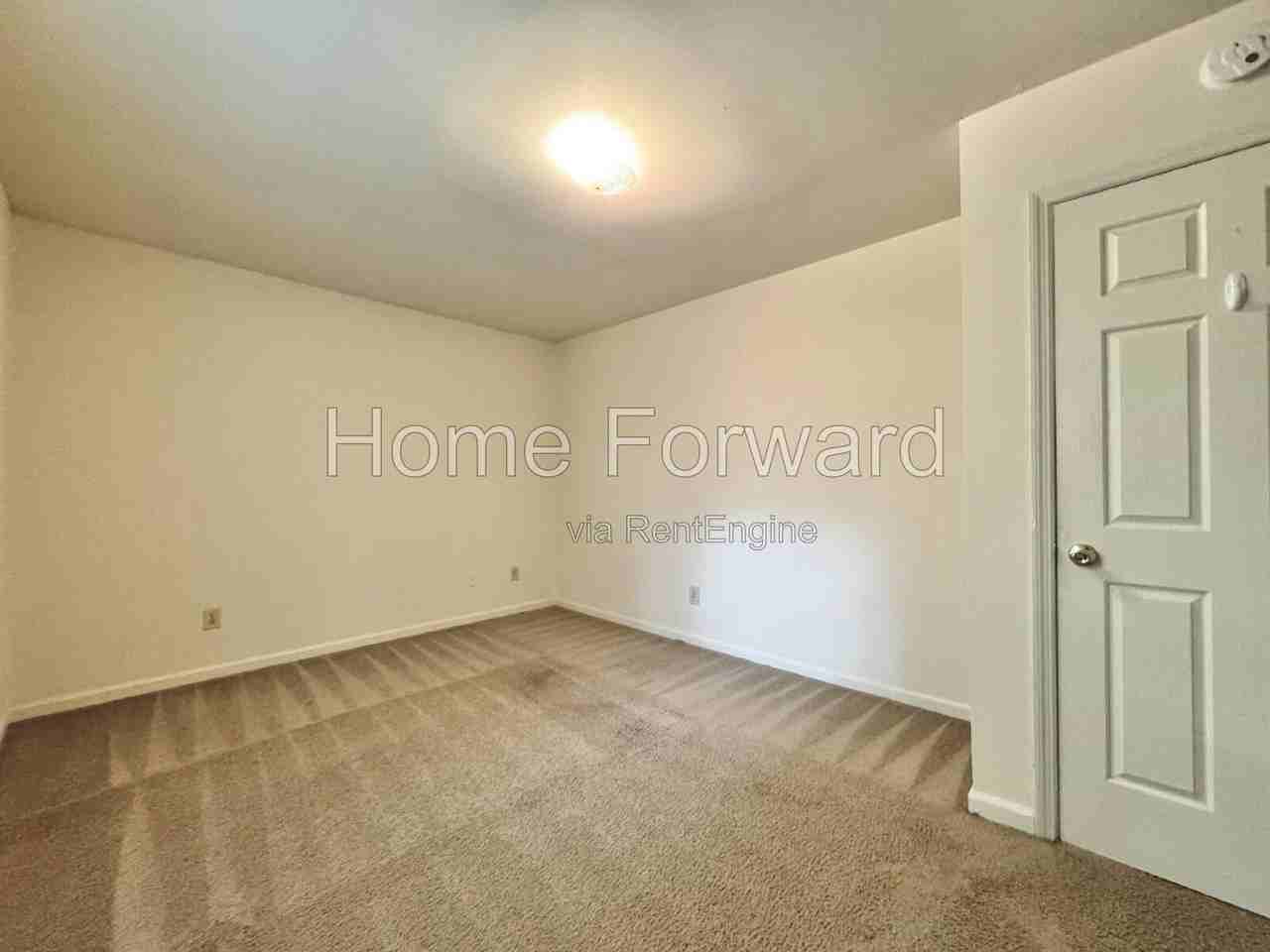 314 Lafayette Ave #B - Photo 5 of 17