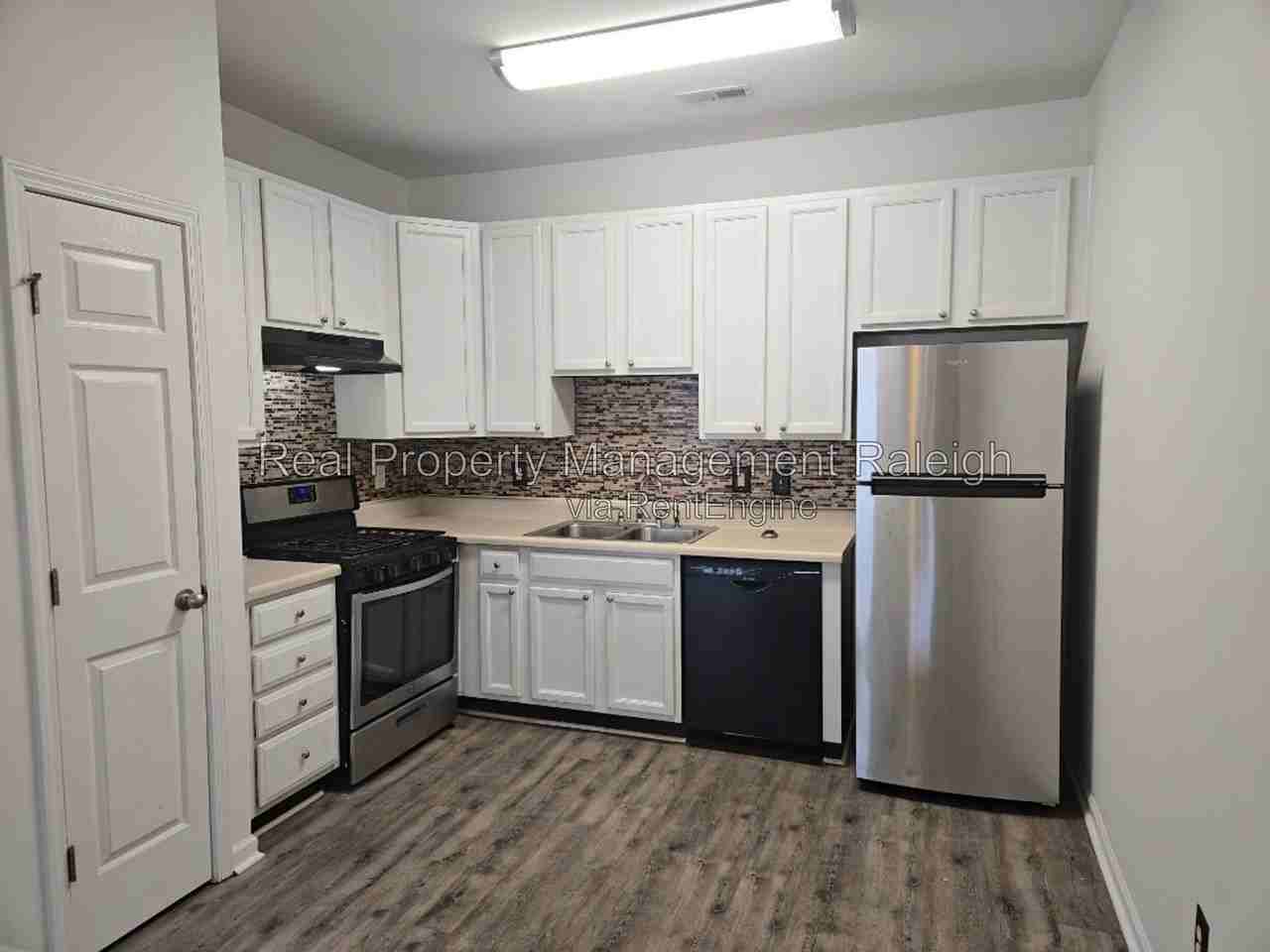 8631 Neuse Club Ln #106 - Photo 4 of 11