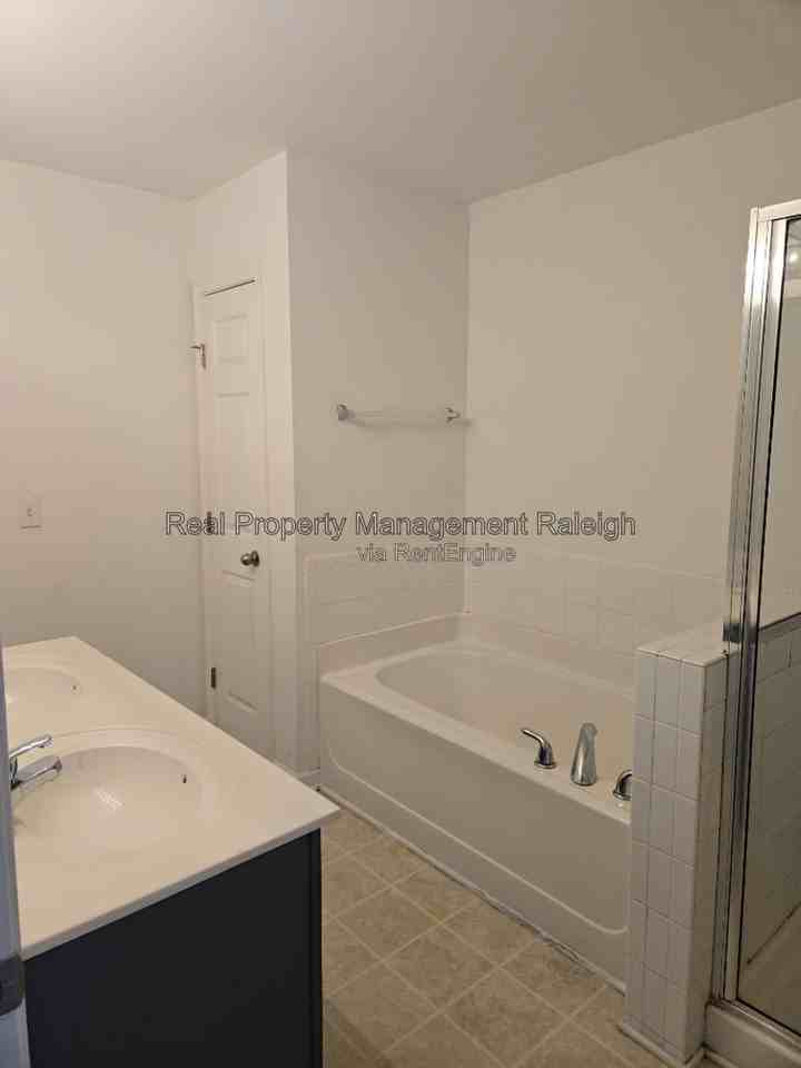 8631 Neuse Club Ln #106 - Photo 7 of 11