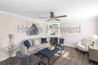 1105 Unity Dr - Photo 3 of 25