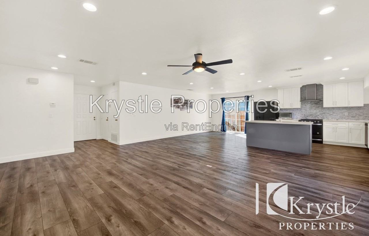 612 Fulmar Dr - Photo 5 of 22
