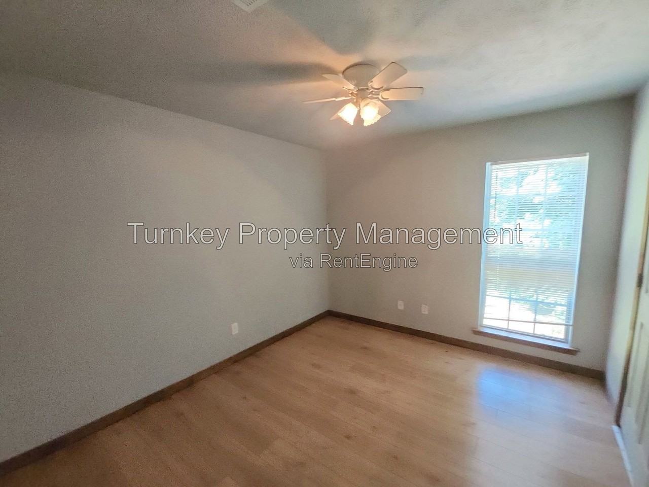 506 S Pool St #504S - Photo 5 of 8