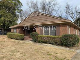 featured image of 3719 Bridlewood Dr
