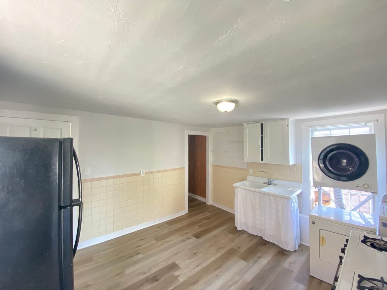 13 Fletcher St - Photo 4 of 23