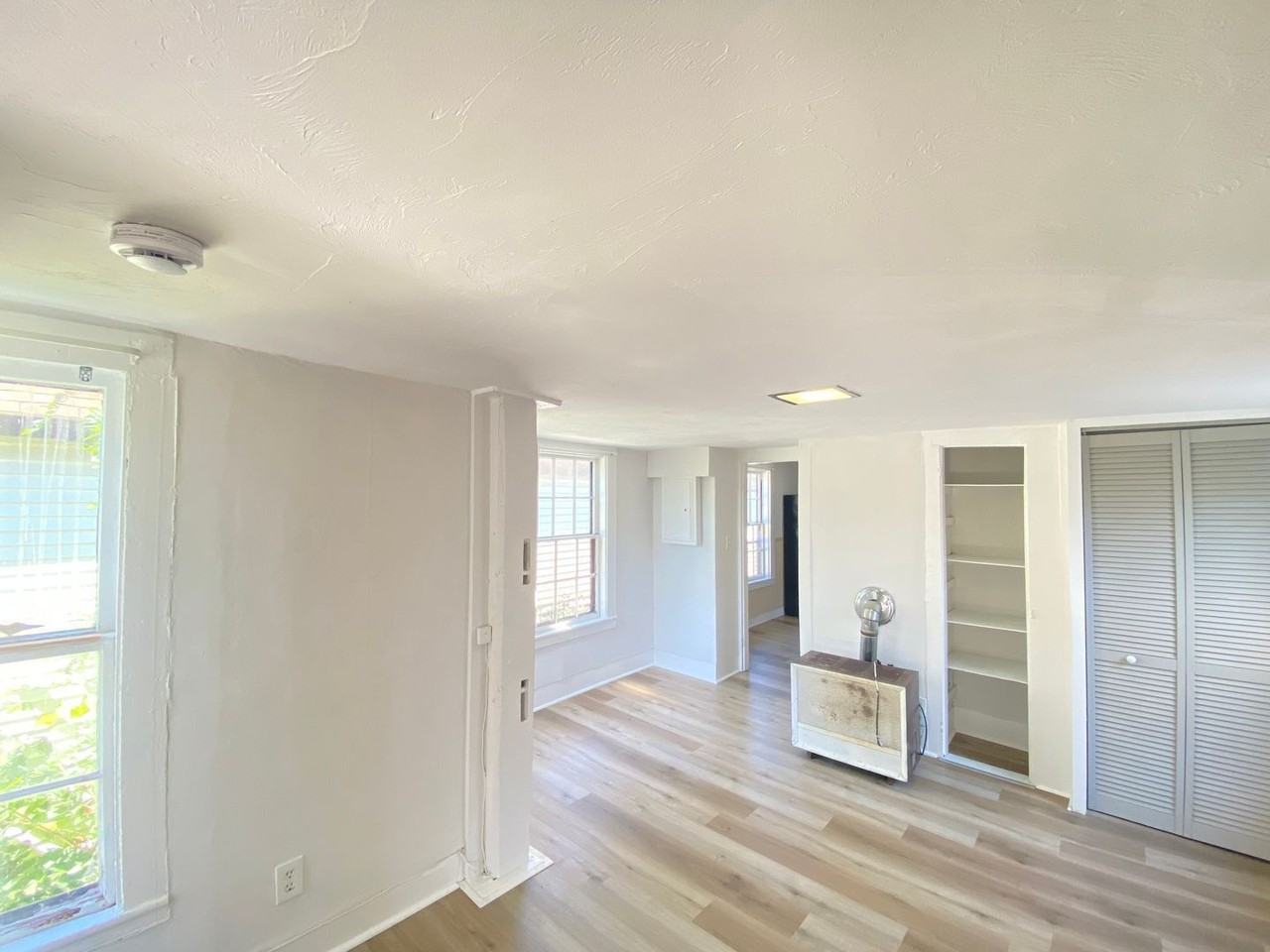 13 Fletcher St - Photo 7 of 23