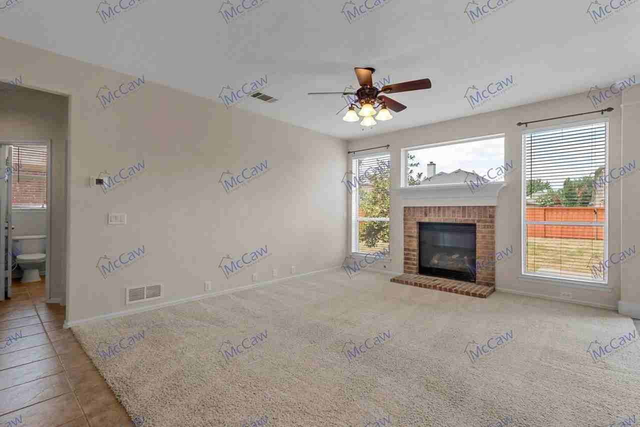 2812 S Serrano - Photo 5 of 19