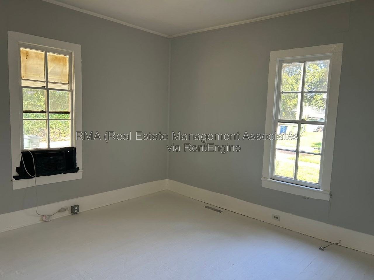 821 Williams St - Photo 6 of 7