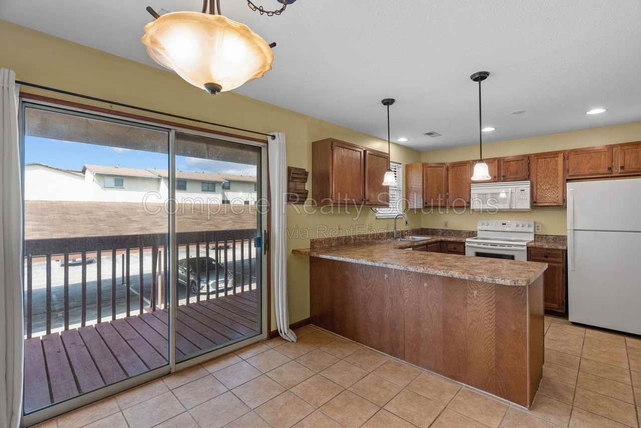 254 Carmel Woods Dr - Photo 2 of 40
