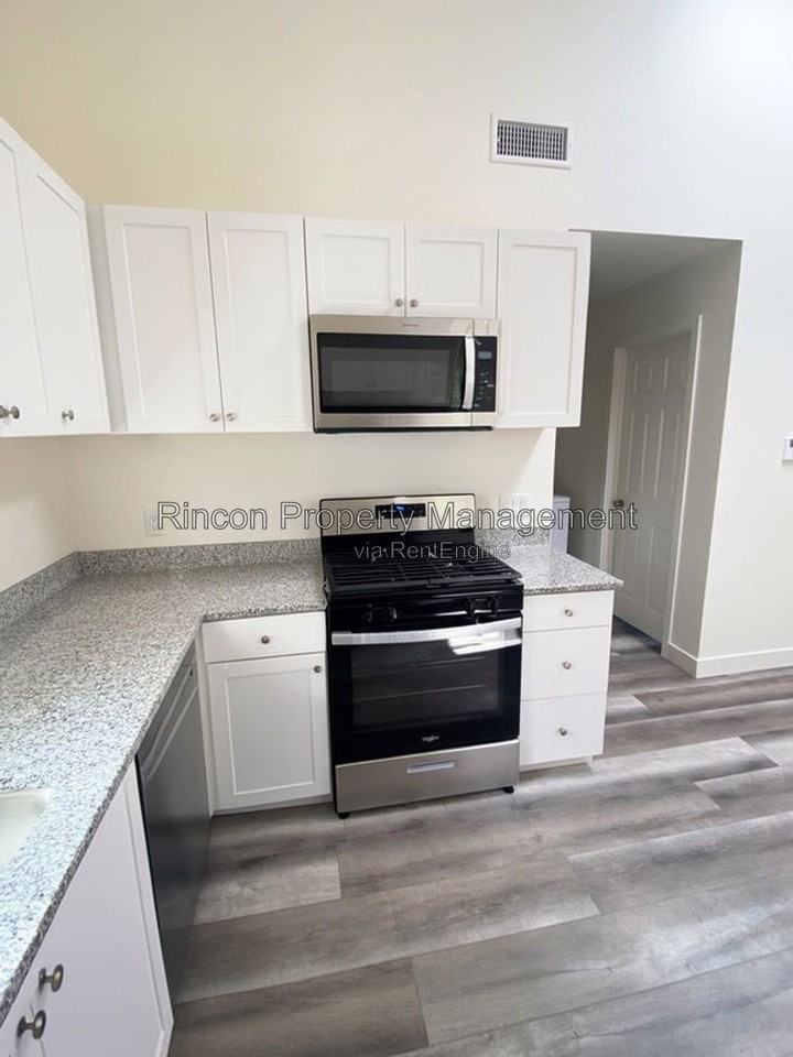 708 Calle Pensamiento - Photo 3 of 12
