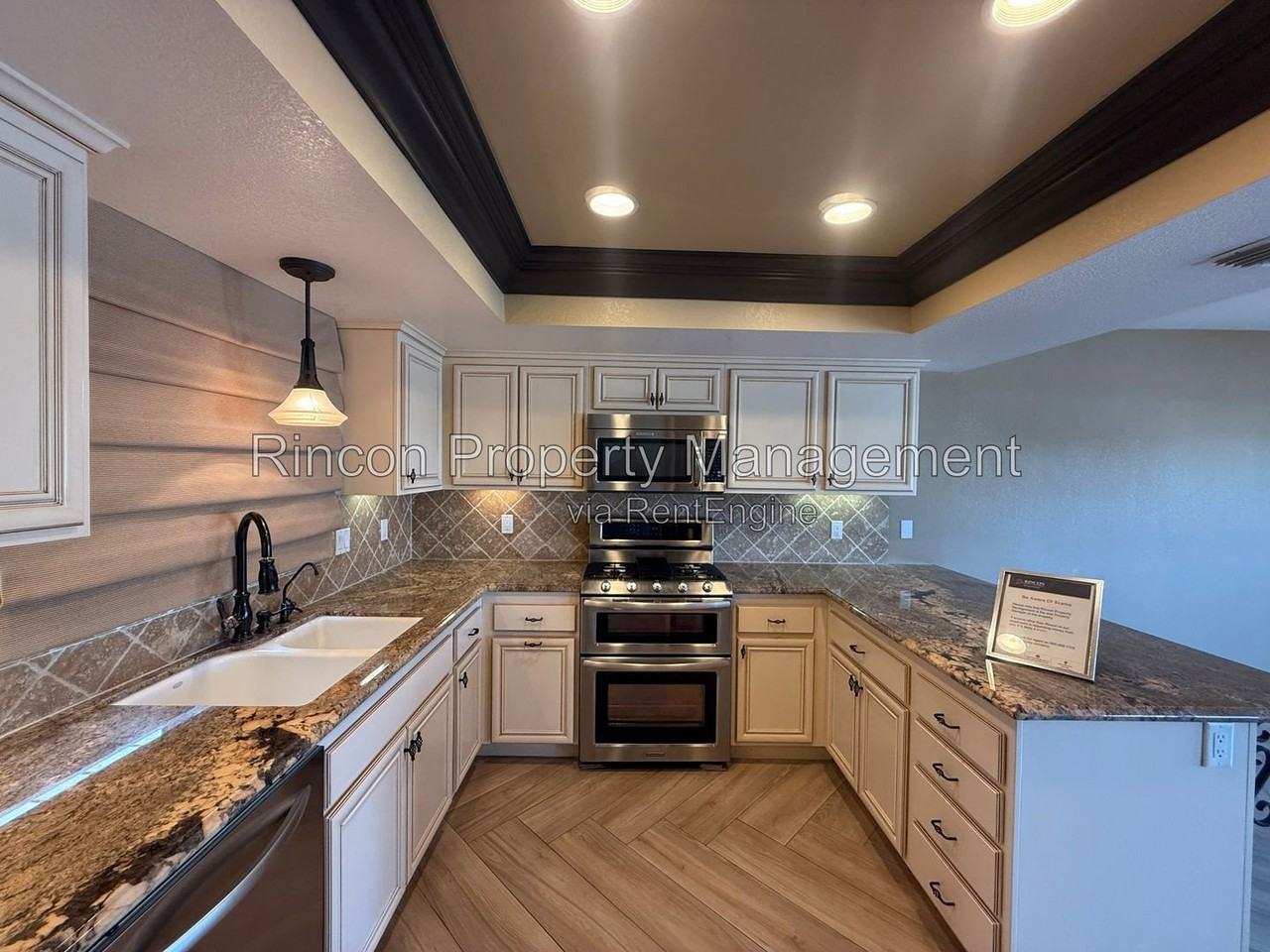 4551 Costa De Oro