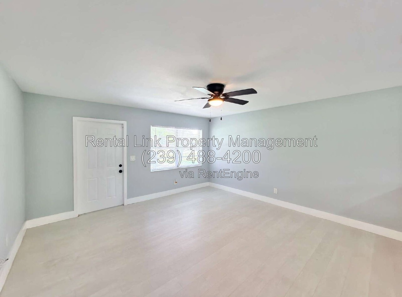 13926 Matanzas Dr - Photo 2 of 41