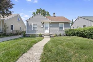 featured image of 13748 Helen St