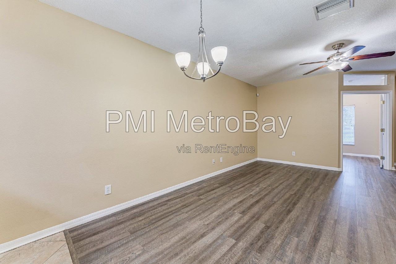 15706 Fishhawk Falls Dr - Photo 6 of 50