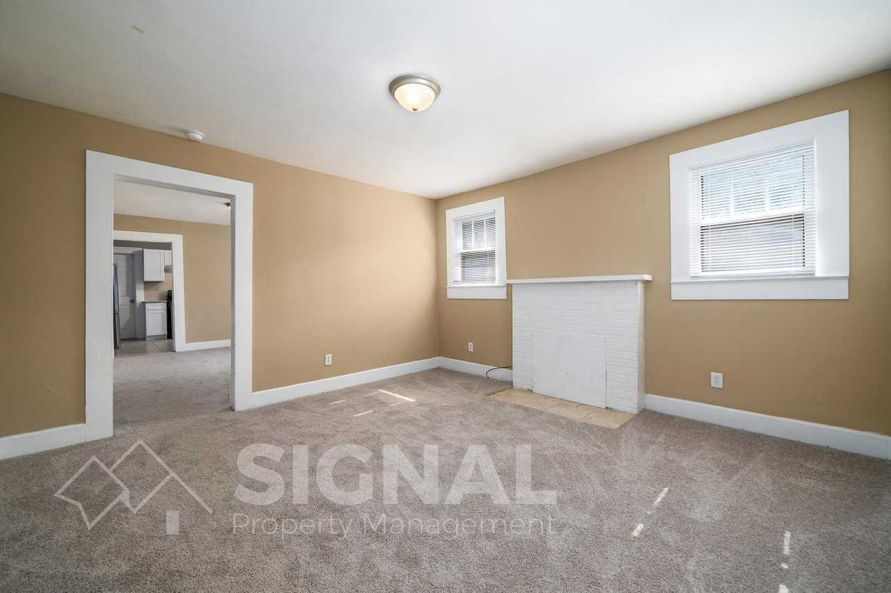 104 21st Ave Nw - Photo 6 of 26