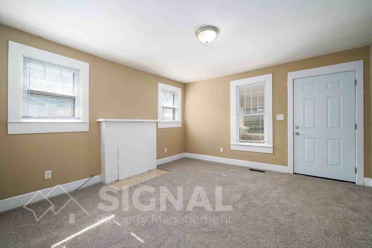 104 21st Ave Nw - Photo 7 of 26