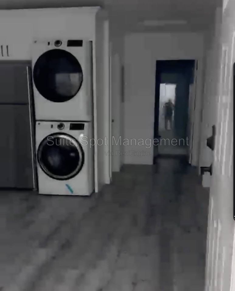 815 Lees Ave - Photo 2 of 6