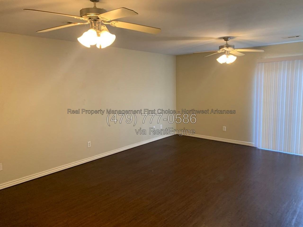 226 Graystone Cir - Photo 4 of 12