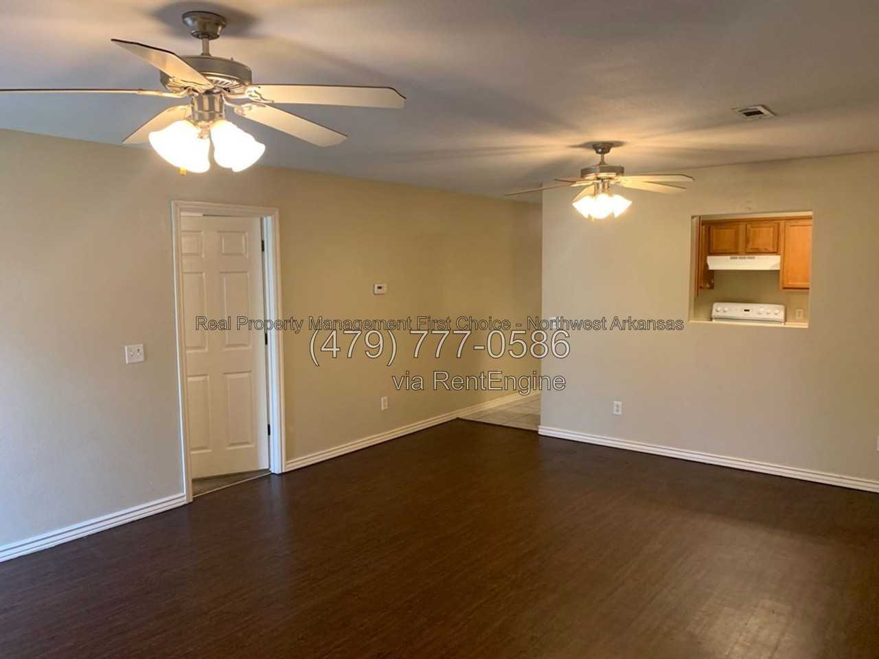 226 Graystone Cir - Photo 5 of 12