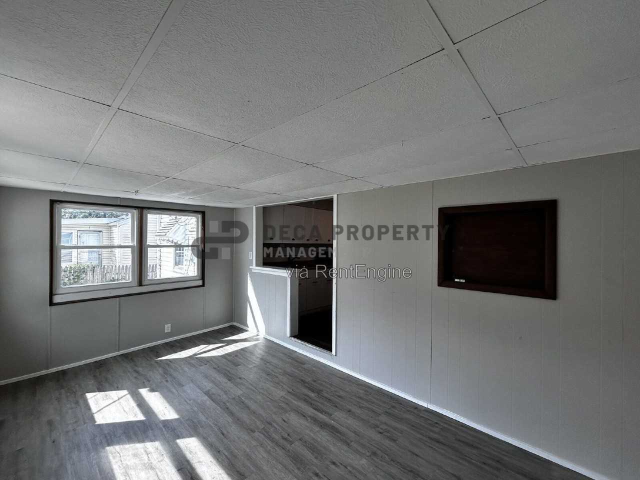 6108 Eaton Dr - Photo 5 of 18