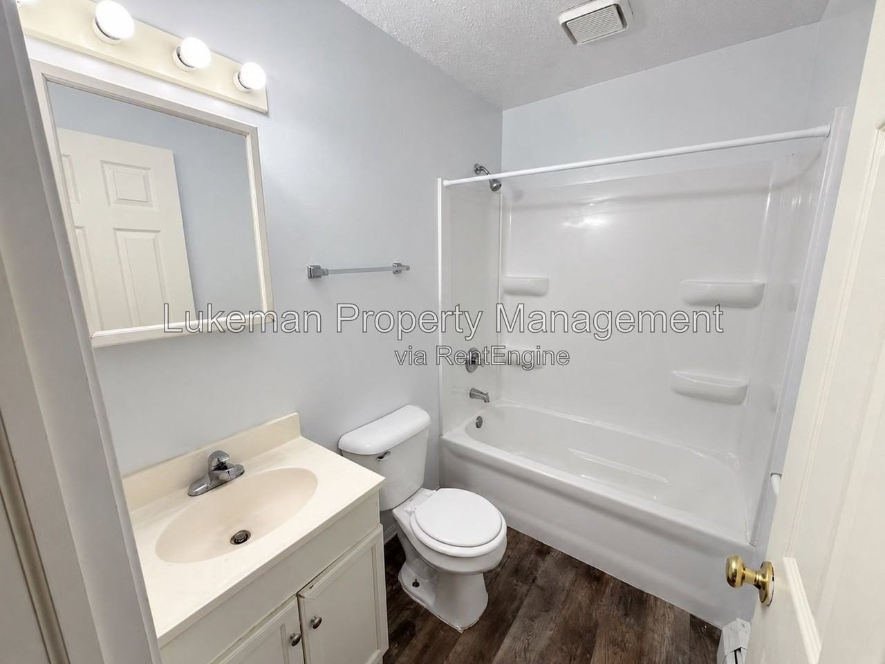 1405 Huntington Ave #3 - Photo 7 of 11