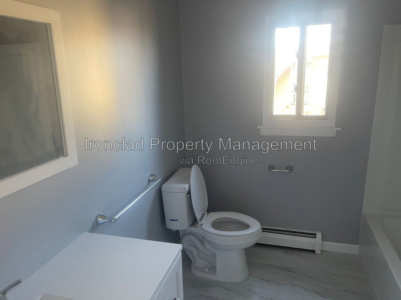 826 Pine St #5 - Photo 6 of 22
