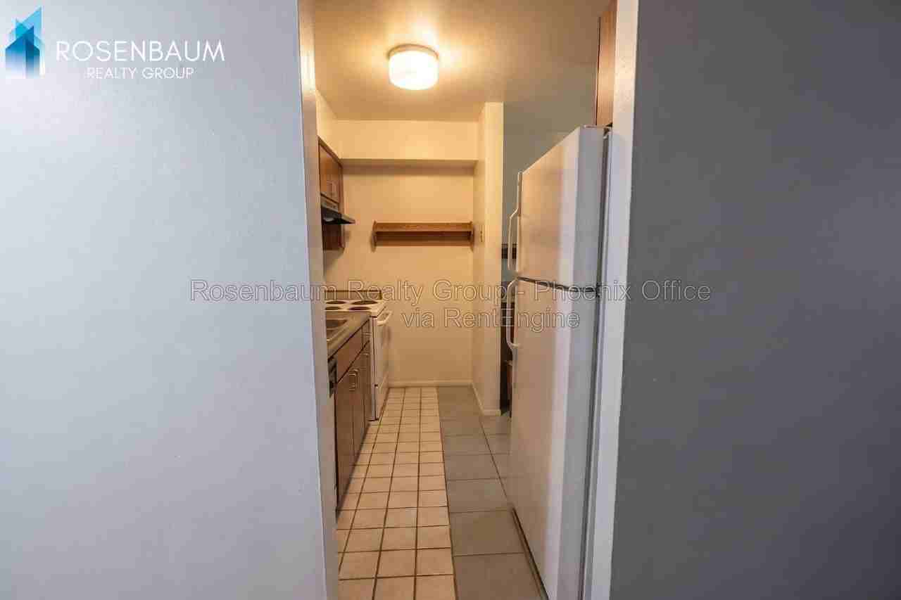 1724 E 6th Ave - Photo 4 of 8