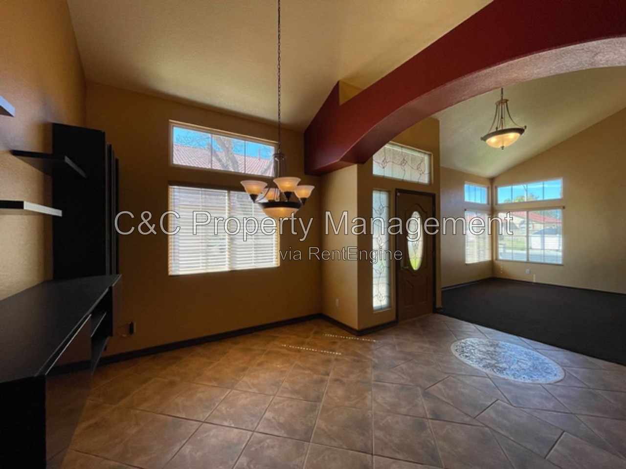32736 Hislop Way - Photo 6 of 23