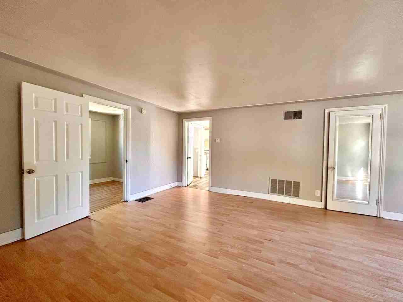 2532 Maffett St - Photo 2 of 14