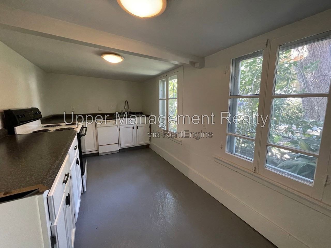 1519 Pine St - Photo 2 of 8