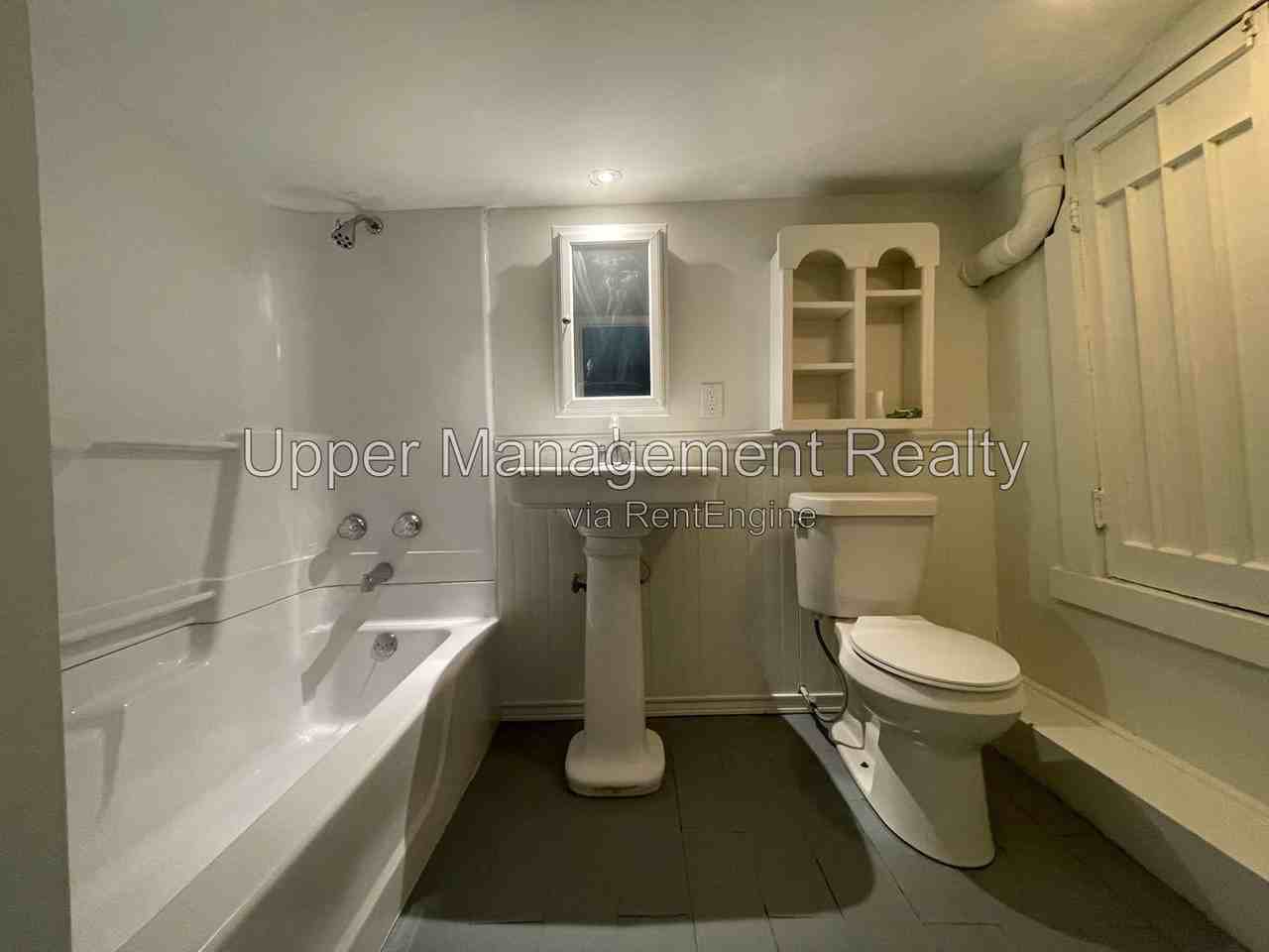 1519 Pine St - Photo 5 of 8