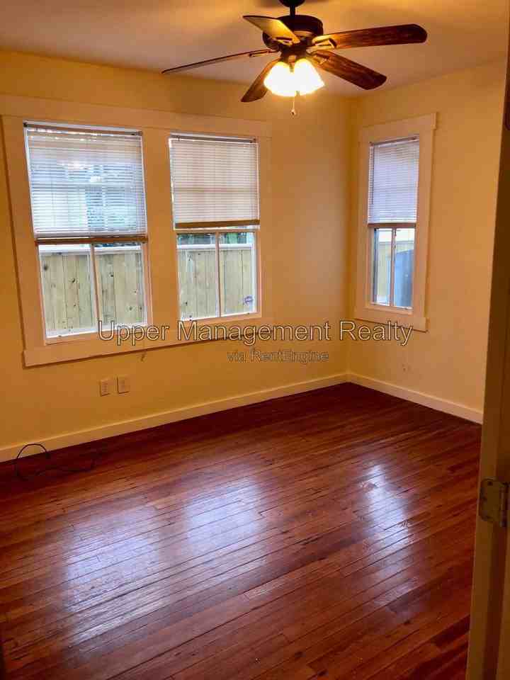 2528 Palmer Ave - Photo 5 of 14