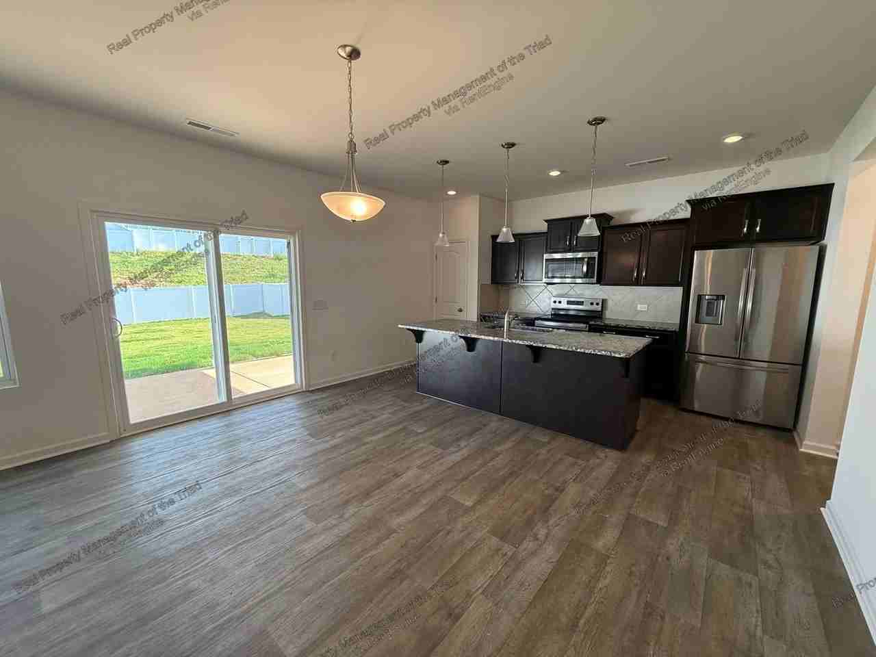 5116 Reedy Creek Farm Cir - Photo 3 of 18